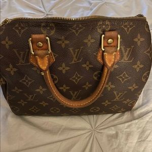 Louis Vuitton Speedy 25